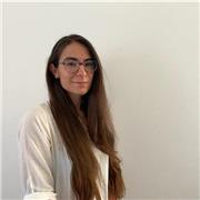 Insegnante di materie umanistiche: italiano, storia, storia dell’arte, letteratura latina e geografia